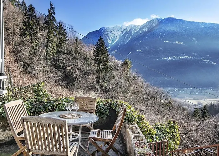 Peaceful Alpine House Near Sentiero Valtellina *